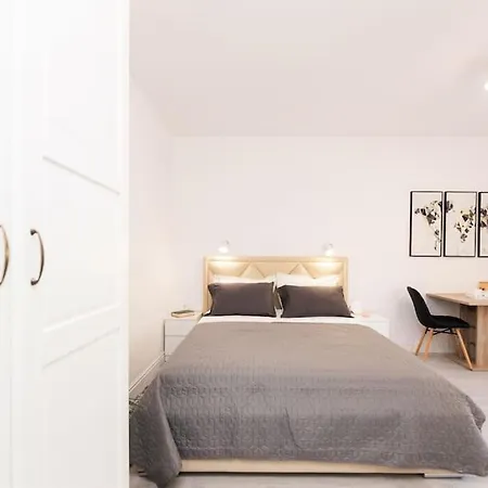 アパート New Lux With Private Bathroom Full Privacy *